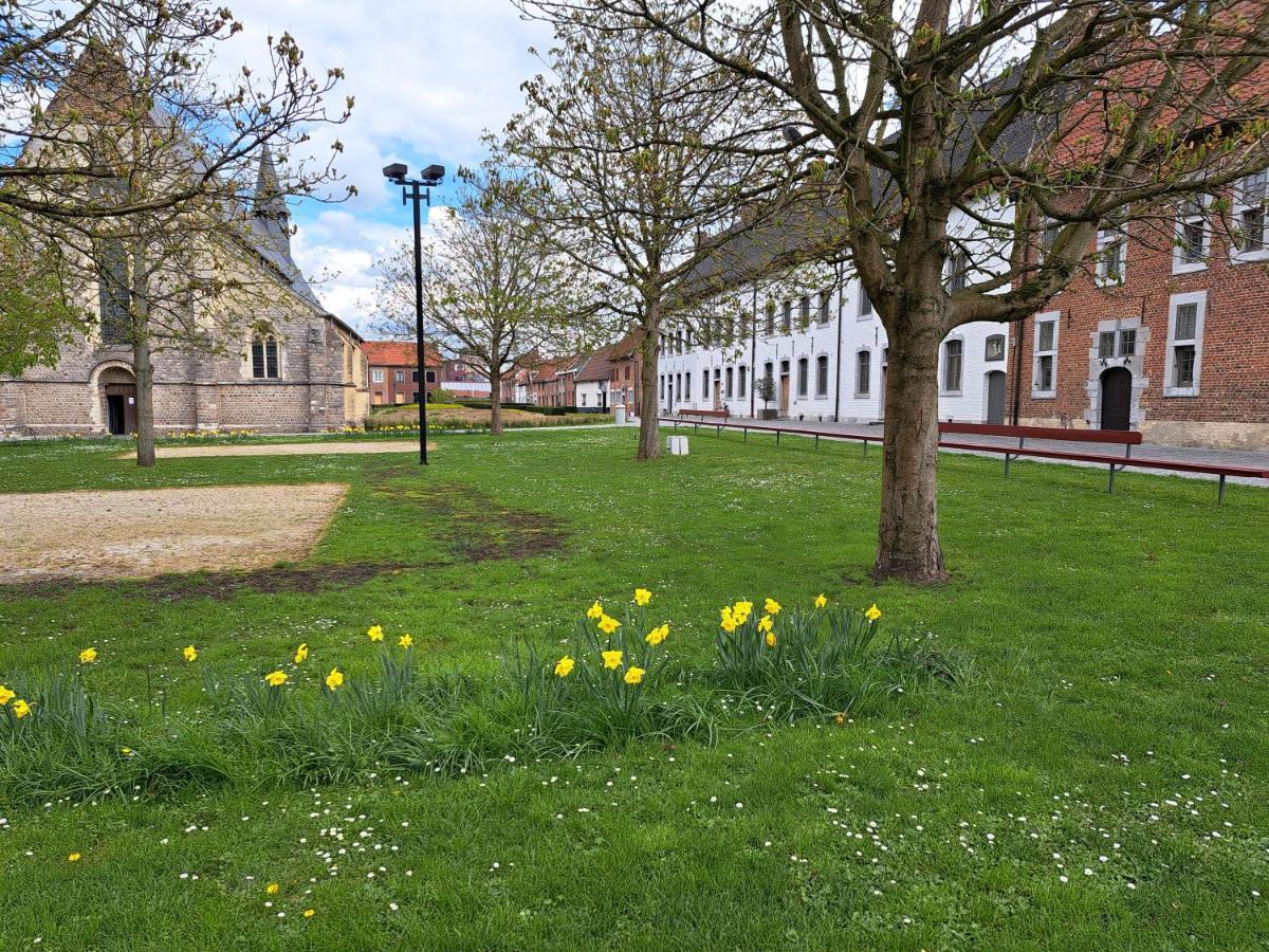 Begijnhof 54 Sint-Truiden Exterior foto
